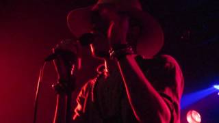 KAMAU - &quot;Pohlease&quot; (Live in Boston)