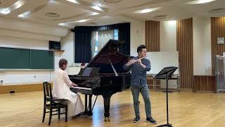 Download lagu Debussy La plus que lente ドビュッシー：レントより遅く  フルート神田勇哉 mp3