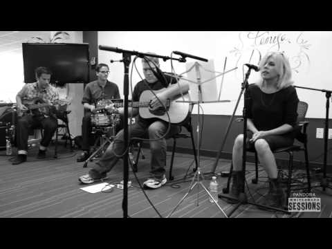 Tanya Donelly "Mass Ave" - Pandora Whiteboard Sessions