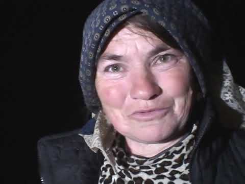 Obicei de sute de ani în comuna Lupac din Banat în prima zi de Paşti