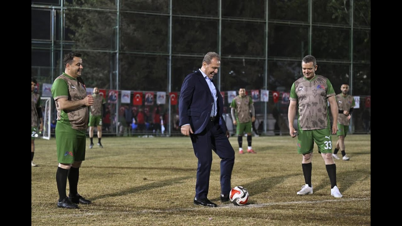 BAŞKAN SEÇER, ‘MERSİN BÜYÜKŞEHİR BELEDİYESİ 4  BİRİMLER ARASI FUTBOL
