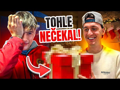 ROZBREČEL JSEM BRÁCHU VÁNOČNÍM DÁRKEM!!