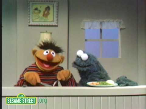 Sesame Street: Ernie's Eating Utensils