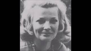 Water - Carmen Villain