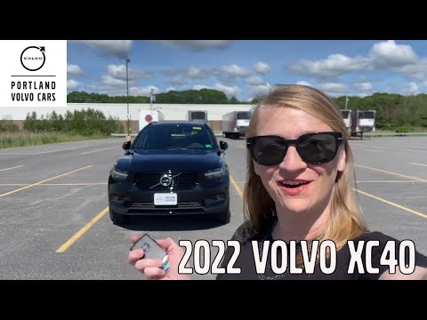 2022 Onyx Black Metallic Volvo XC40 R-Design w/ Polestar / Walkaround with Heather