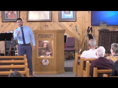 22-0821am - You Are Cordially Invited Unto The Throne Of Grace - Luis Urrego