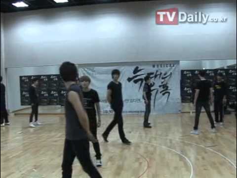Ryeowook - From the Temptation of Wolves Open Practice (Video)