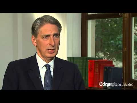 Hammond: UK "urgently investigating" identity of James Foley's killer