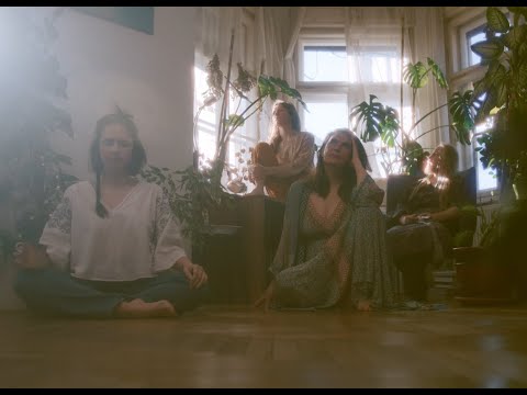 Noreia - Čaj [Official Video]