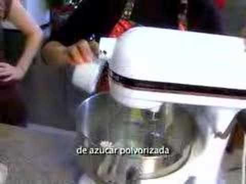 From the Tropics: Chocolate Snowball Cookies (en/es)