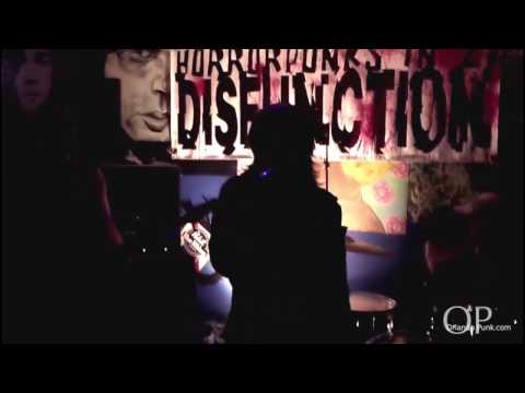 DISFUNCTION (horrorpunks in 21) 10-15-2016 at Uncle Lou's