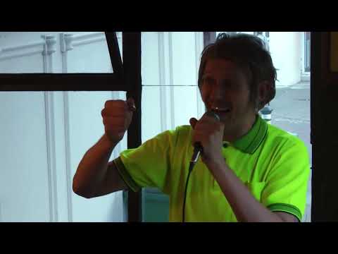 Kunt and the Gang - Live In Britain's Smallest Pub