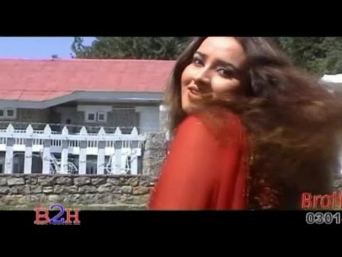 Da Yao Paki Da Sara Na - Nadia Gul - Pashto Movie Song and Dance
