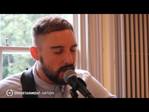 Adrian Peters - Nostalgic Acoustic Performance