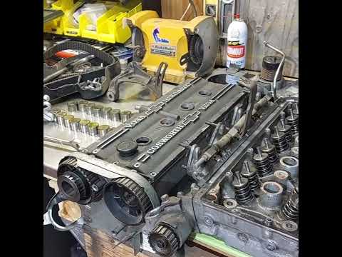 Bottom end of the cosworth is apart and I'm at a loss.