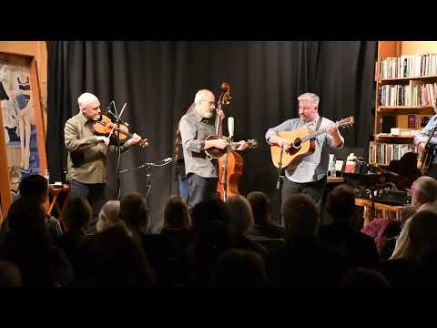 John Reischman and the Jaybirds play Bluegrass Concerto