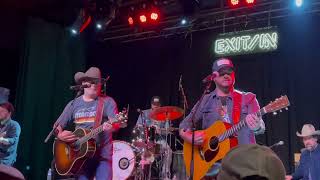 Rhett Akins &amp; Wade Bowen - That Ain't My Truck