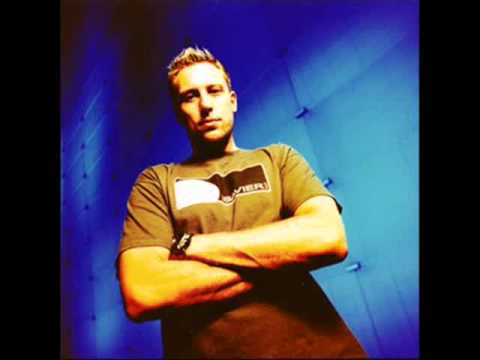Umek - Live @ Mayday 2004