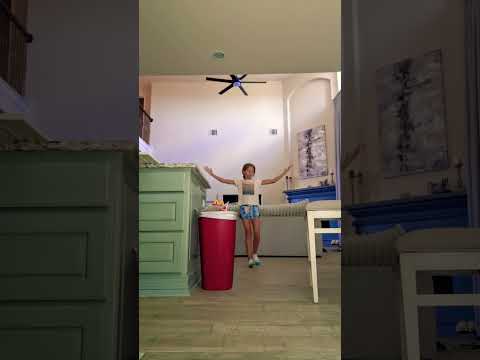 Ehhhhhh #rubberbandgang #8thaugust #greenscreen #rubberband #indianindependenceday