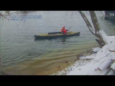 Байдарка Салют, не сезон, парус во мгле