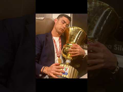 Ronaldo win Trophy 🏆in Juventus #ronaldo #shorts #football #juventus #love