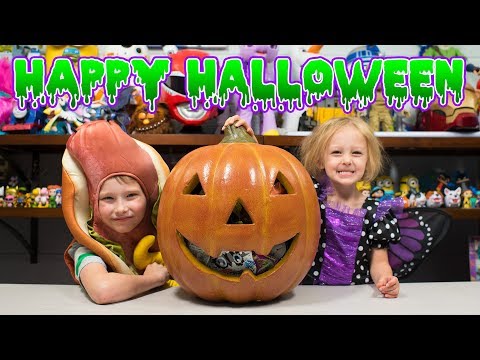 HUGE Trick or Treat Pumpkin Surprise Toys for Boys & Girls Kids Halloween Blind Bags Kinder Playtime