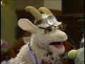 Classic Sesame Street Stinky Faints At The Furry Arms