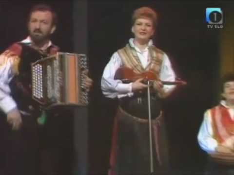 Ansambel Slovenija - Našim smučarjem