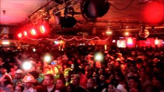 LABERINTO  LA PUERTA QUEMADA EN VIVO