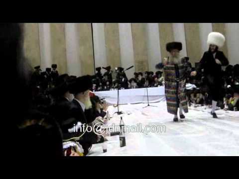 Purim 5772 In Bobov 48