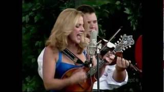 Rhonda Vincent &amp; The Rage - &quot;Good Thing Going&quot;