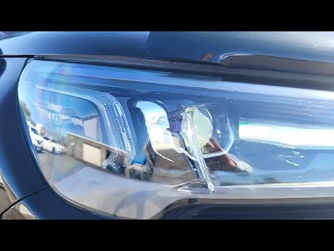 Toyota HiLux 2.4 Z GR Sport Invincible 4WD Double - Image 2