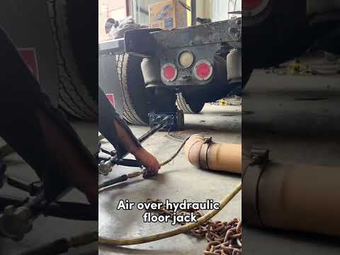 Air over hydraulic floor Jack for lifting semi truck axle and tires #shorts #jack #mechanic