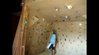 preview picture of video 'Escalada Boulder Itanhandu'