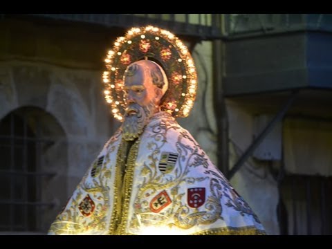 Los sorianos acompañan a San Saturio en su procesión por la ciudad