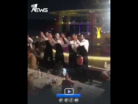 شاهد بالفيديو.. ممثلة الأمم المتحدة بلاسخارت تحتفل بعيد ميلادها الـ ٥٠ في منطقة الاعظمية ببغداد