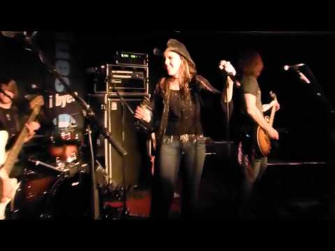 Stacie Collins - 200 Proof Lovin' - Live In Trondheim