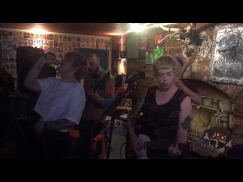 One Minute Of Kiss Me Killer. The Chelsea Inn. Bristol. 17.4.2017