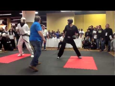 Vito Rodriguez vs DeAndre Walker