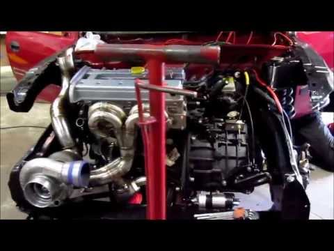 Ninguém está parado...