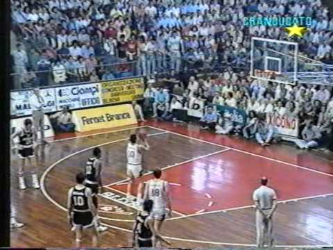 Enichem-Knorr, serie di 'bombe'