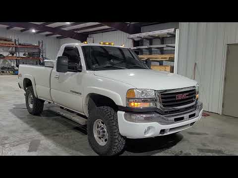03-07 Silverado / Sierra MPC Factory Remote 3X Lock, Remote start kit in action.