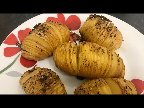 download lagu mp3 mp4 Rosemary Hasselback Potatoes, download lagu Rosemary Hasselback Potatoes gratis, unduh video klip Rosemary Hasselback Potatoes