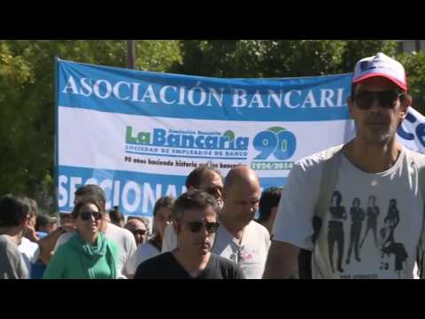 Masiva Movilizacion por el Paro.