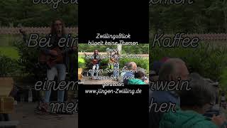 ZwillingsBlick bügelt keine Themen weg. Bei einer Tasse Kaffeeoder einem Sommerwein meine 8 Bücher genießen