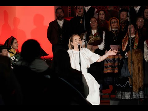 Nossa Senhora faz meia -  "Melodias de Natal" - Rusga de Joane convida Gisela João