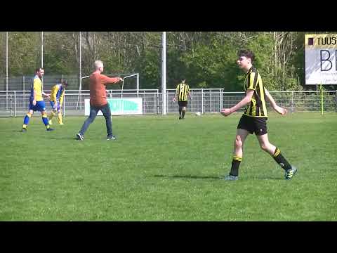 20220418 Tholense Boys Za3 - Internos Za9: 0-3 door Fred van Toledo