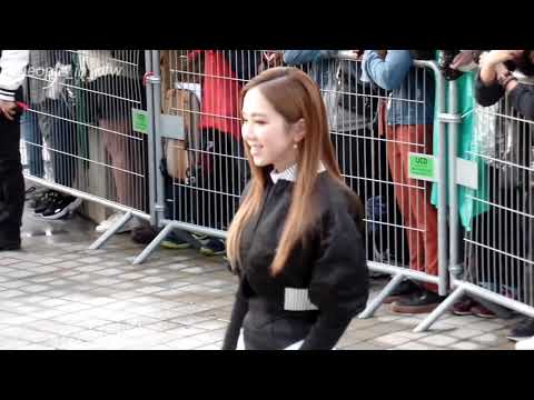 G.E.M 鄧紫棋 / Dang Zi Kei - Louis Vuitton SS20 fashion show in Paris - 01.10.2019