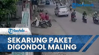 Viral di Medsos Aksi Pencurian 1 Karung Paket di Gunung Putri Jawa Barat Terekam Kamera CCTV