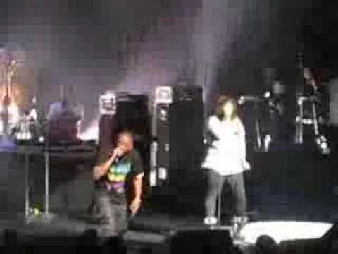 Lupe Fiasco & Jill Scott performing "Daydreamin'"